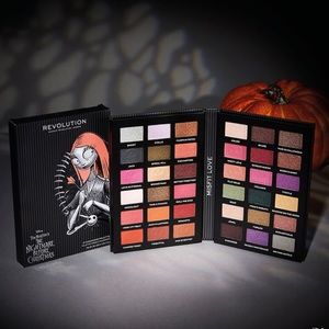 SOLD NIB Makeup Revolution Eyeshadow Palette Sally